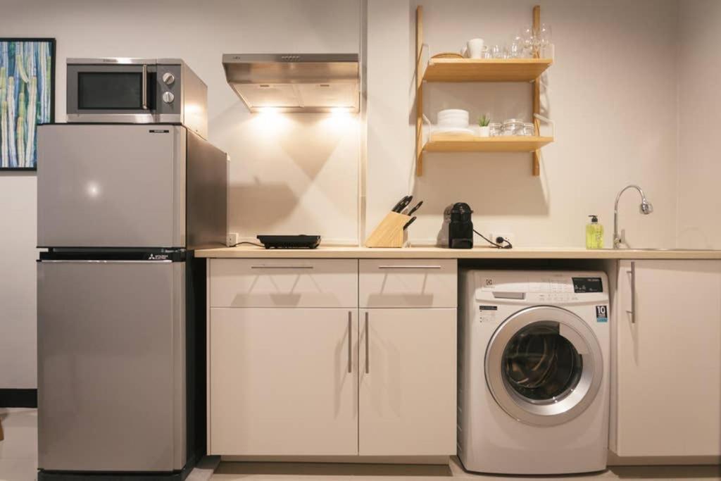 S2 Silom Large 4-6 Guests Full Kitchen Wifi Leilighet Bangkok