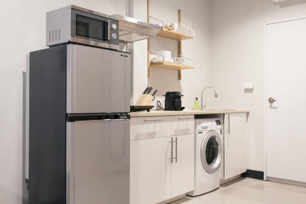 Leilighet S2 Silom Large 4-6 Guests Full Kitchen Wifi