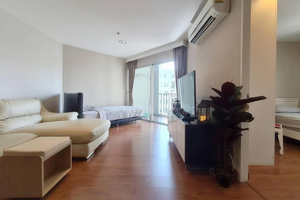 Apartment The Spring Warmth Luxury:2br/mrt/pool Bangkok