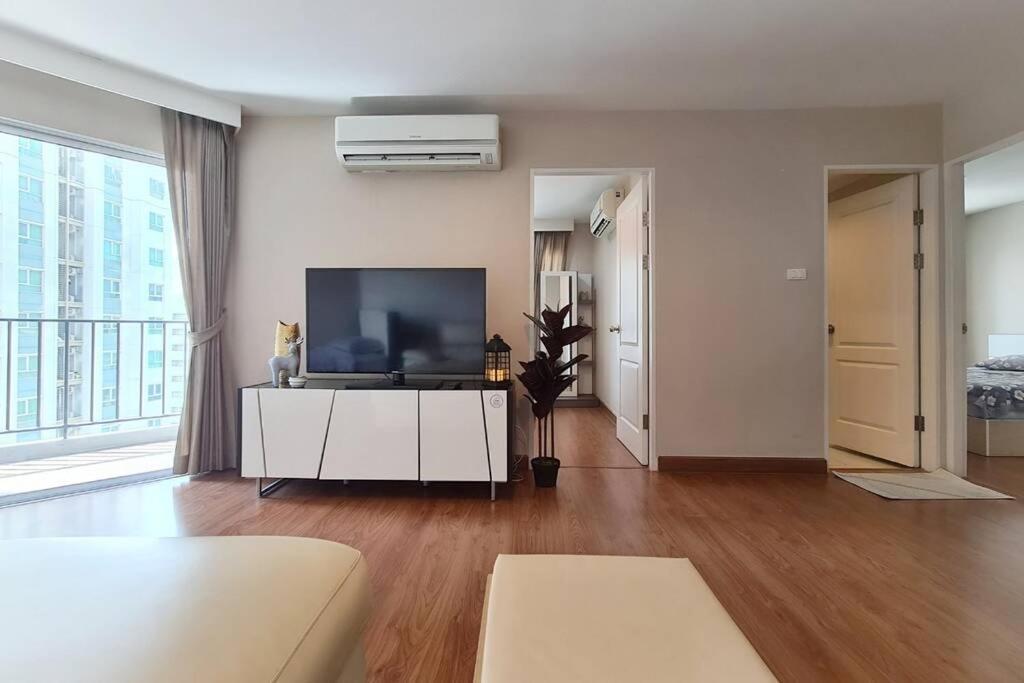 Apartment The Spring Warmth Luxury:2br/mrt/pool