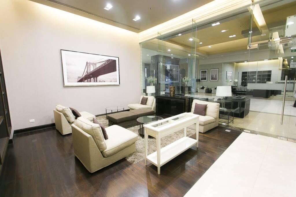 The Spring Warmth Luxury:2br/mrt/pool Apartment