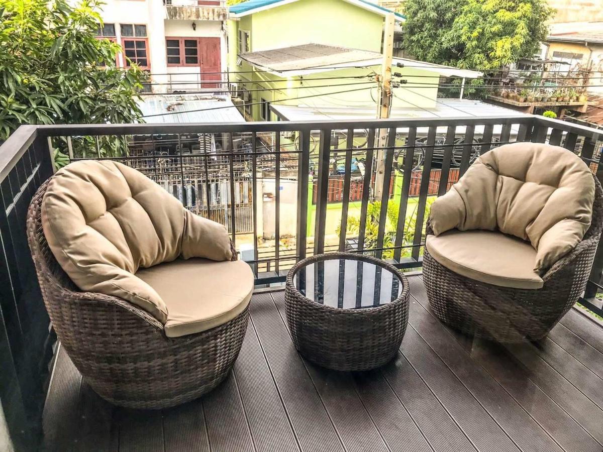 Exclusive Access To The Whole Garden. Biệt thự *
