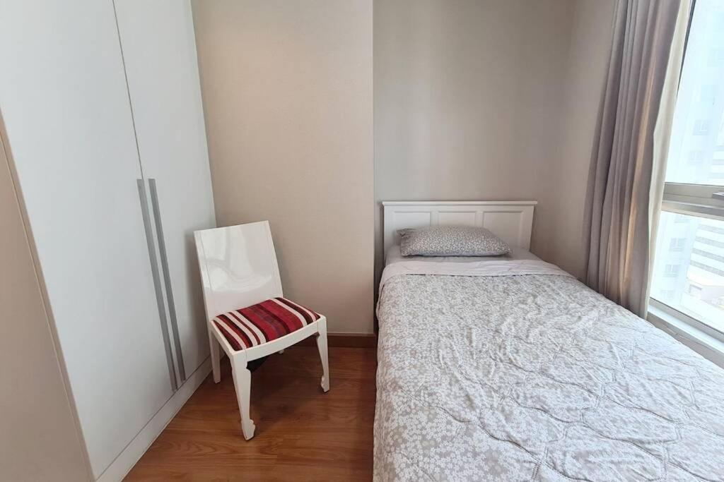 The Spring Warmth Luxury:2br/mrt/pool
