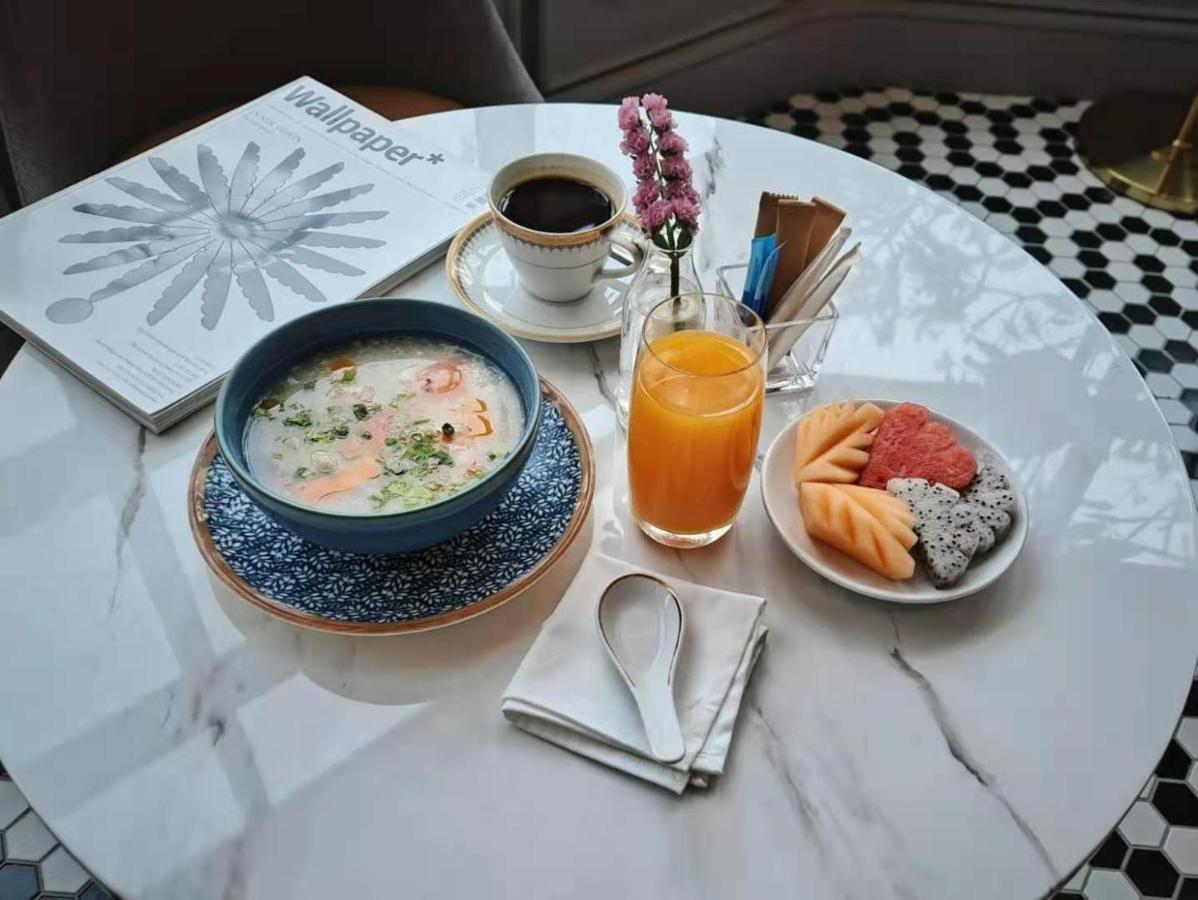 Montien Surawong Bangkok