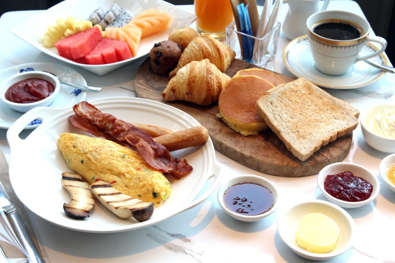 Montien Surawong Hotel