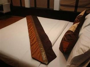 Everest Boutique 8 Inn 3*
