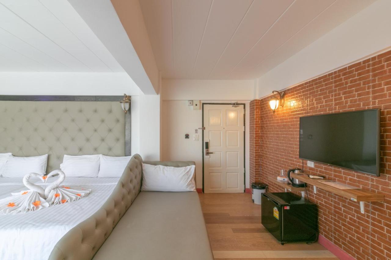 Sudyod Galaxy Capsule hotel *