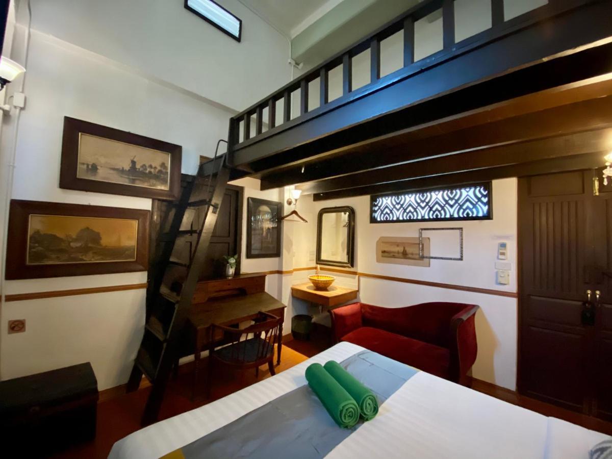 103 - Bed And Brews Khách sạn 3*
