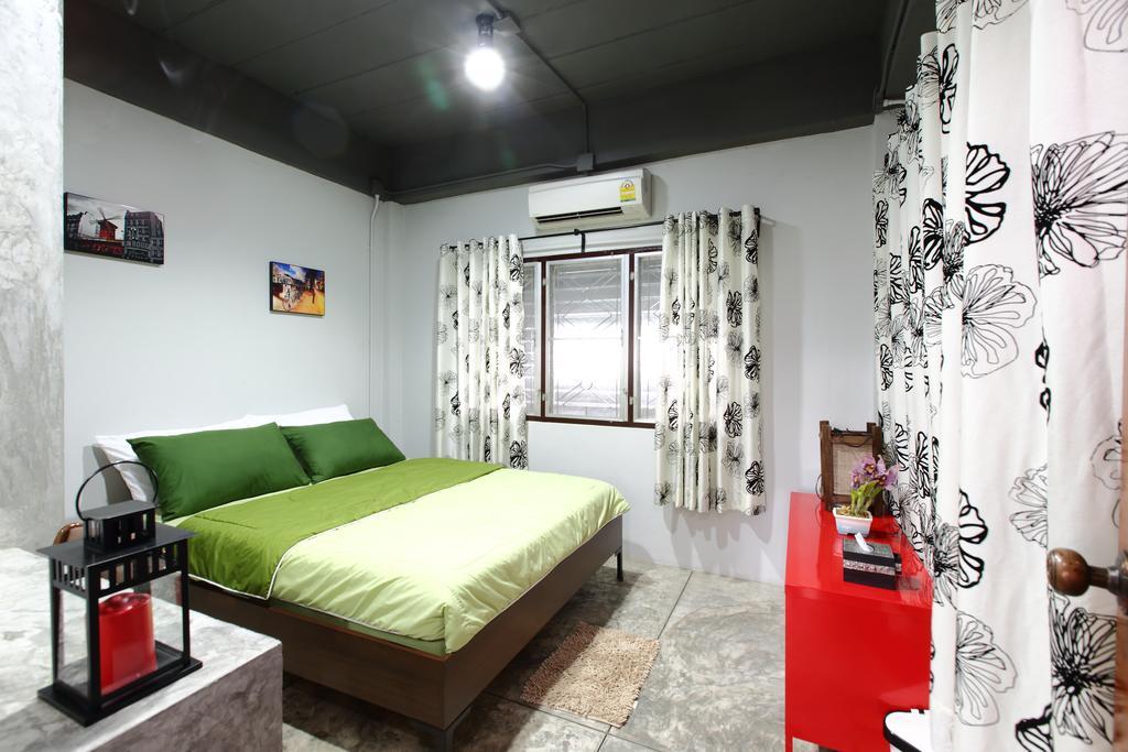 Mon & Yoga Donmueang Bed & Breakfast 3*
