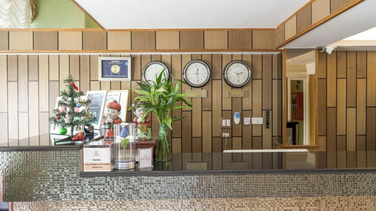 Hotell Roomquest Suvarnabhumi Airport Romklao Soi 6 Bangkok