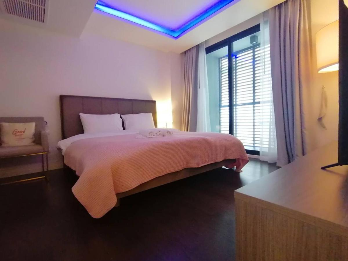 Asok Circle Rein Sukhumvit 12#2br&3br#pool&gym#near Terminal 21 * Bangkok