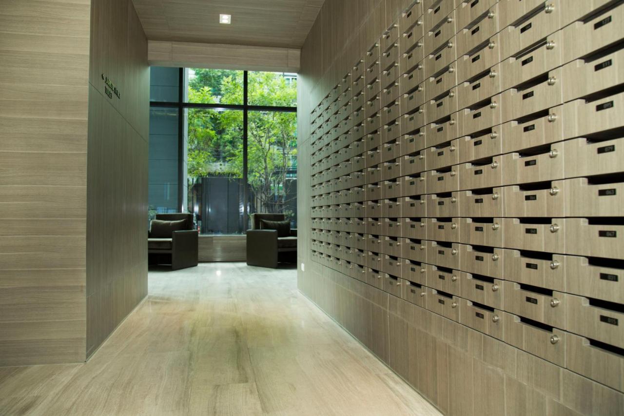 Pangsapuri Sukhumvit 11#luxury#pool#gym#bts Nana&mrt Sukhumvit#1br#max4ppl *
