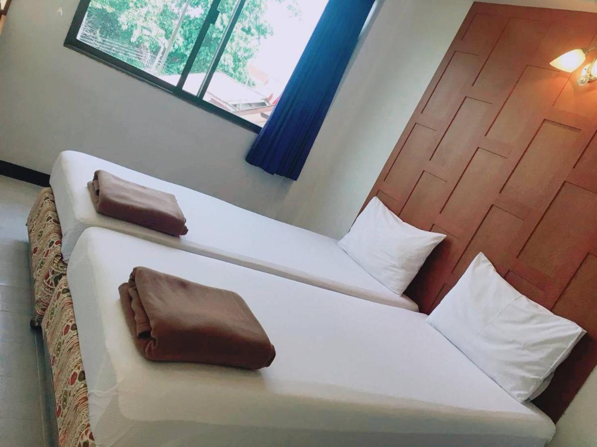 Auberge de jeunesse New Siam 1 *