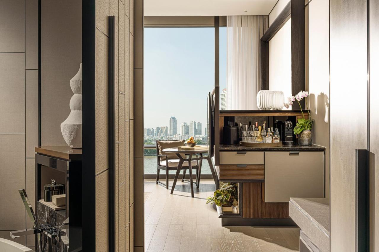 Four Seasons At Chao Phraya River Banguecoque