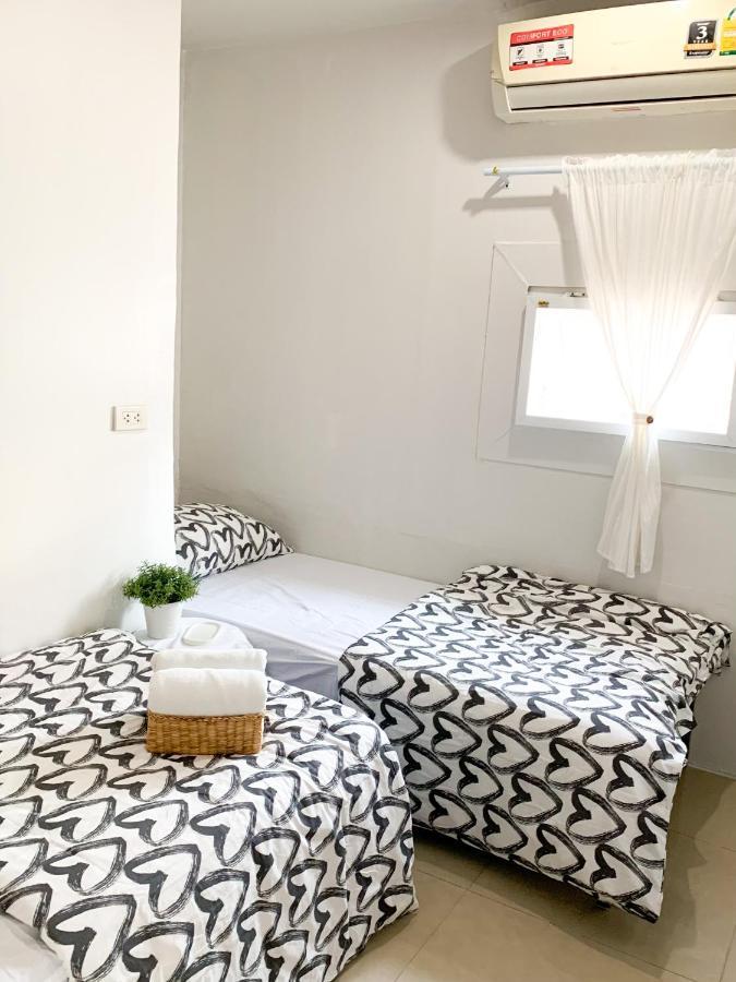 Hostel 1sabai *