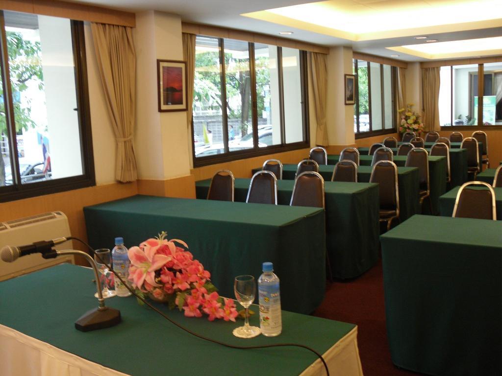 P Park Charansanitwong nhà trọ 2*