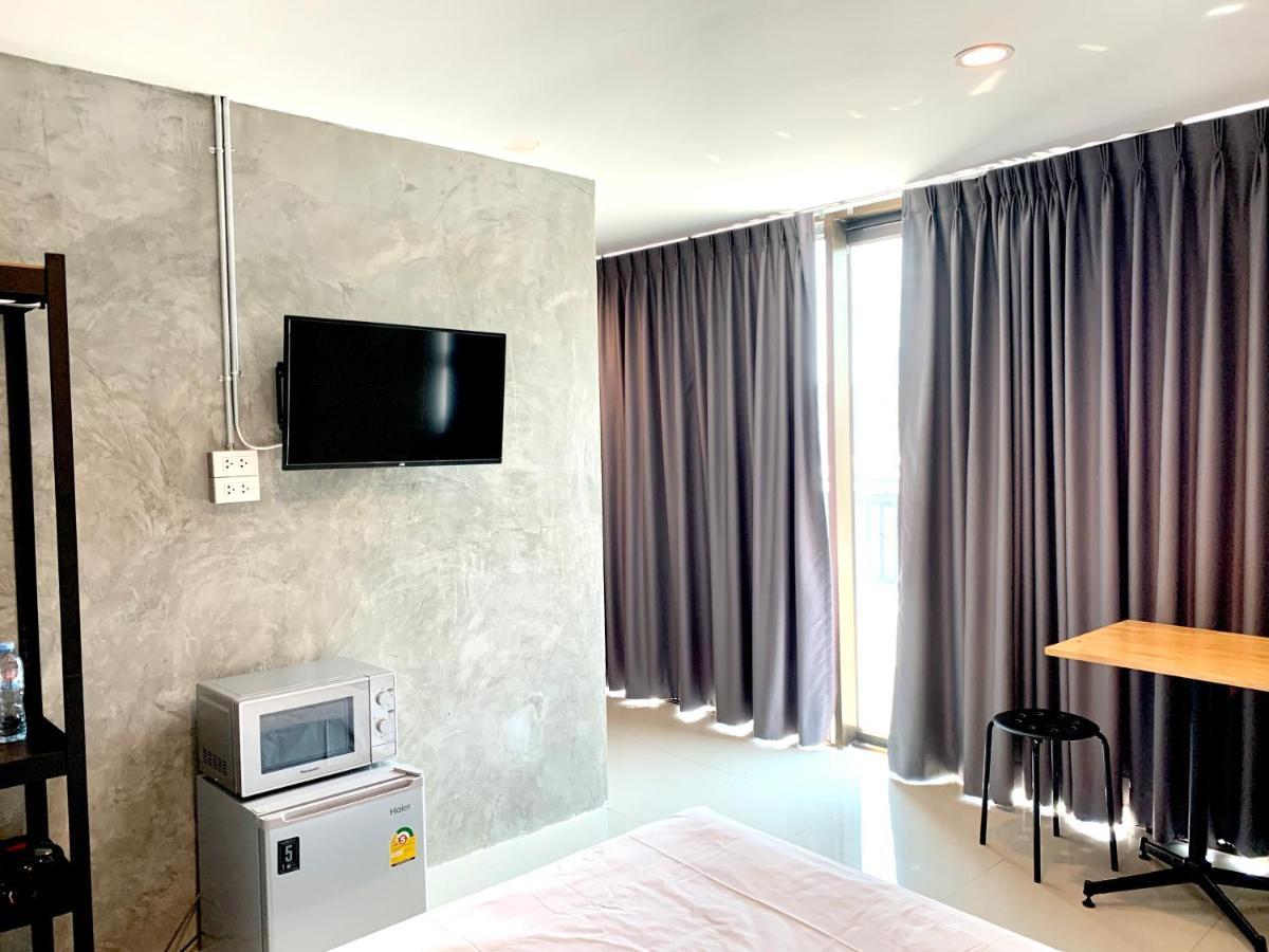 Udomsuk & Cafe - Bts Udomsuk Homestay *