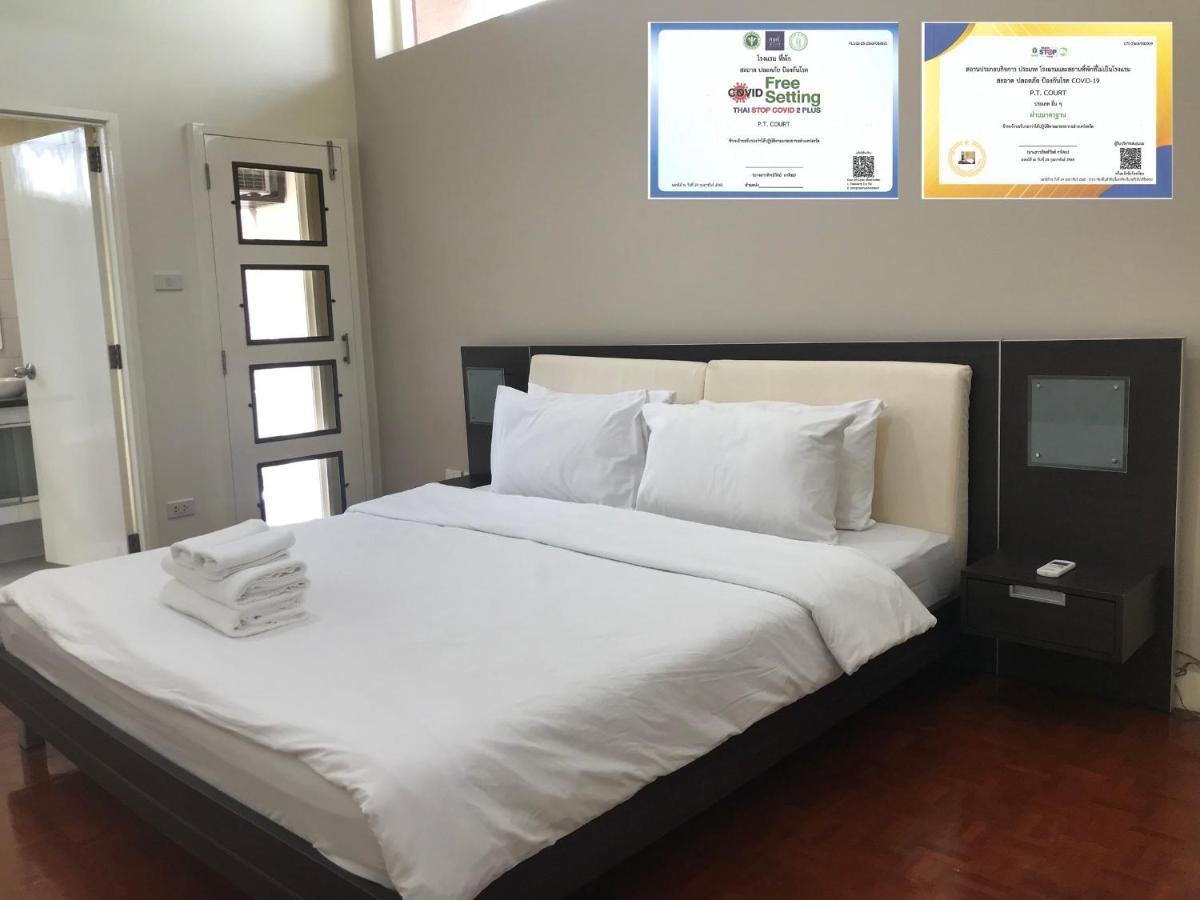 P.t. Court Hotell