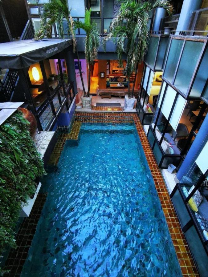 Blu Ari Stylish Gay Poshtel Hostal *