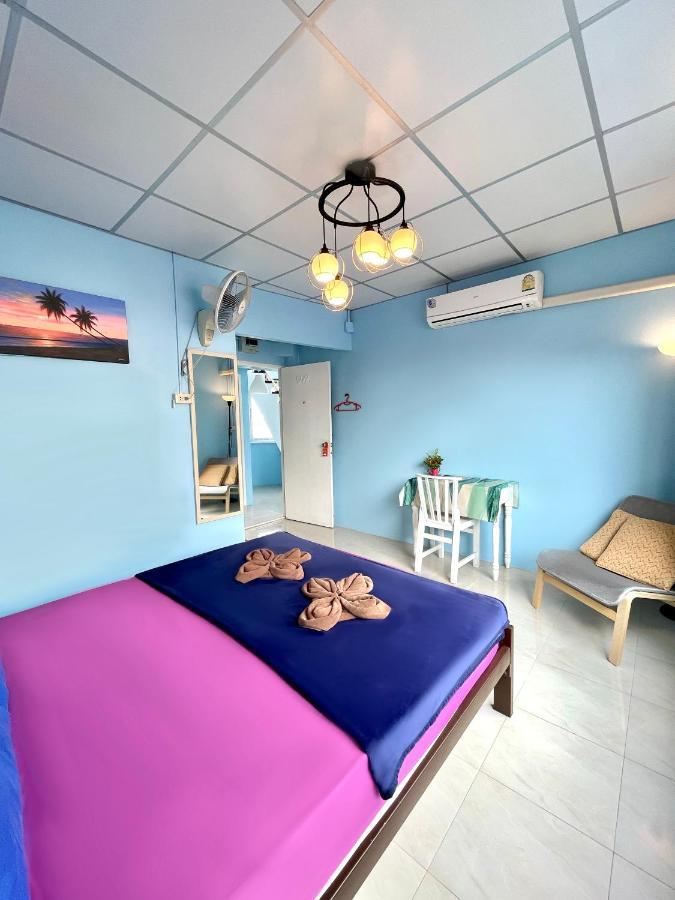 4j Guest house