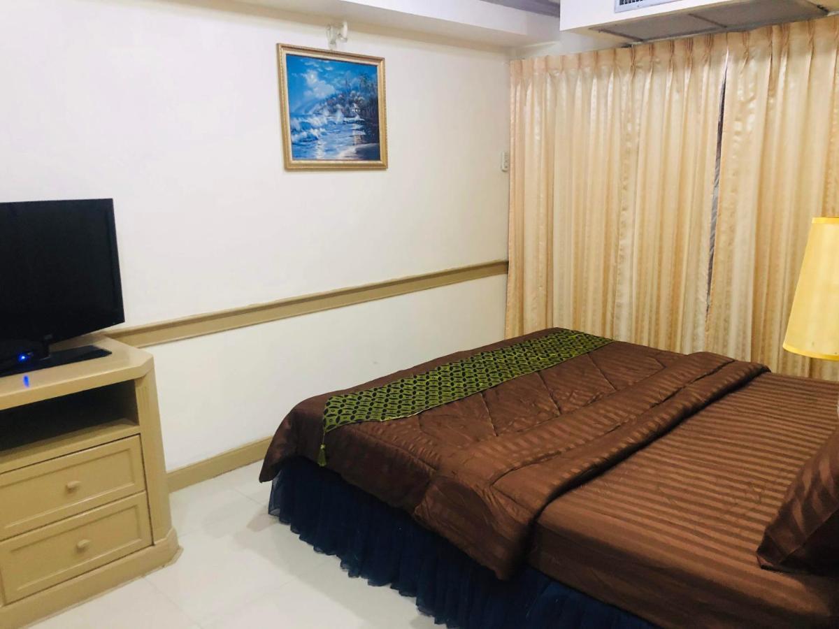 Leilighet Spacious 1 Bed With Living Ekamai Thonglor Prime Area