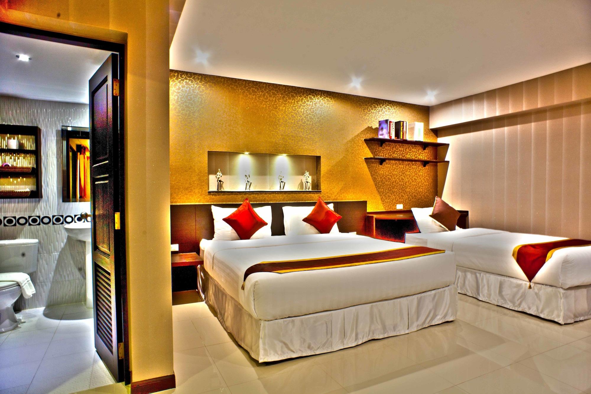 Chateau De Sukhumvit 3*