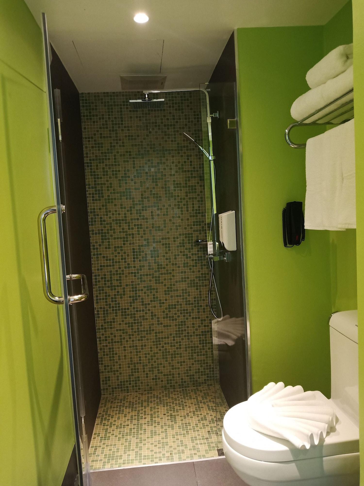 Bizotel Premier Hotel&residence 4*