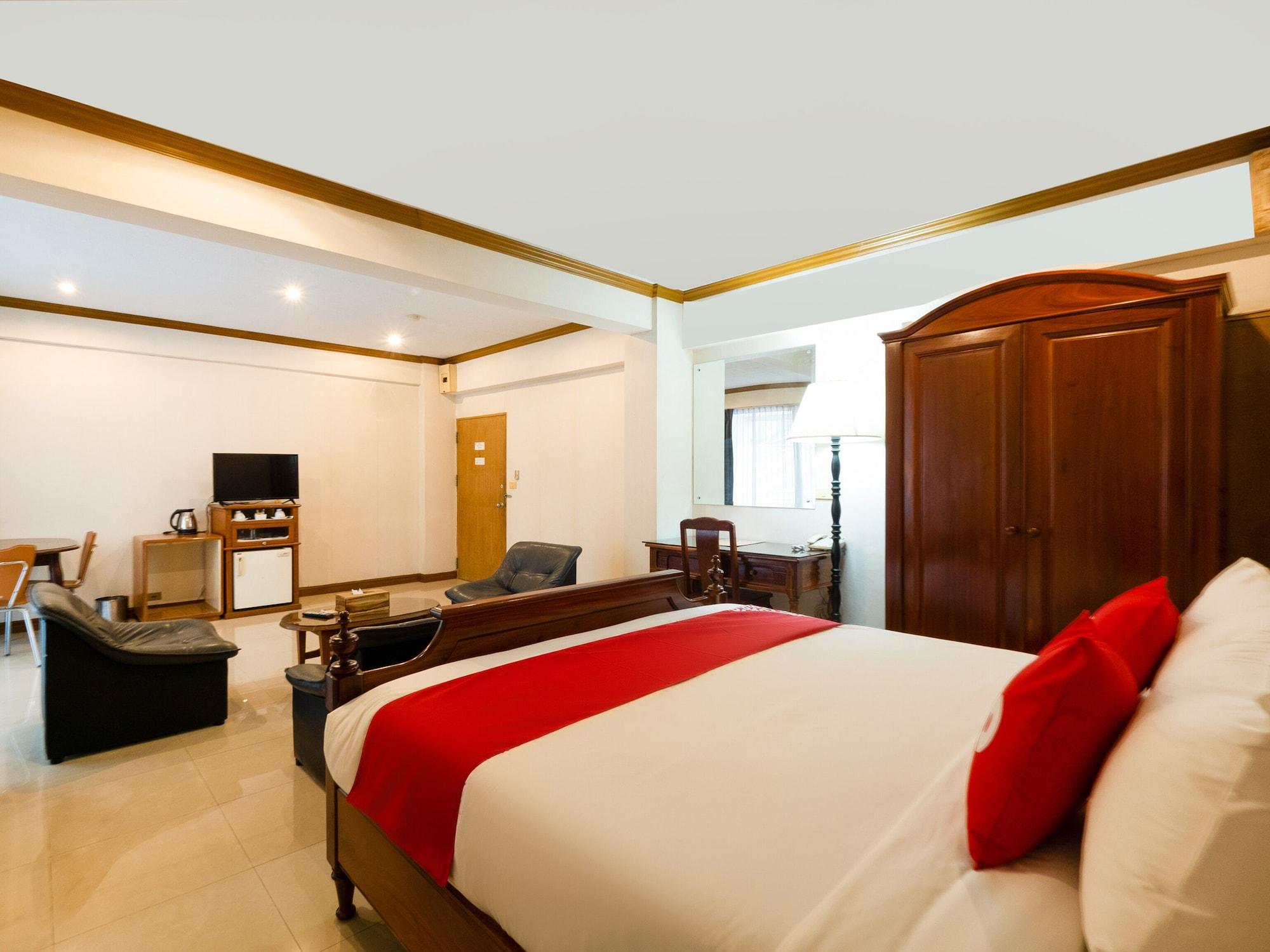 Hotell 12pm 3*