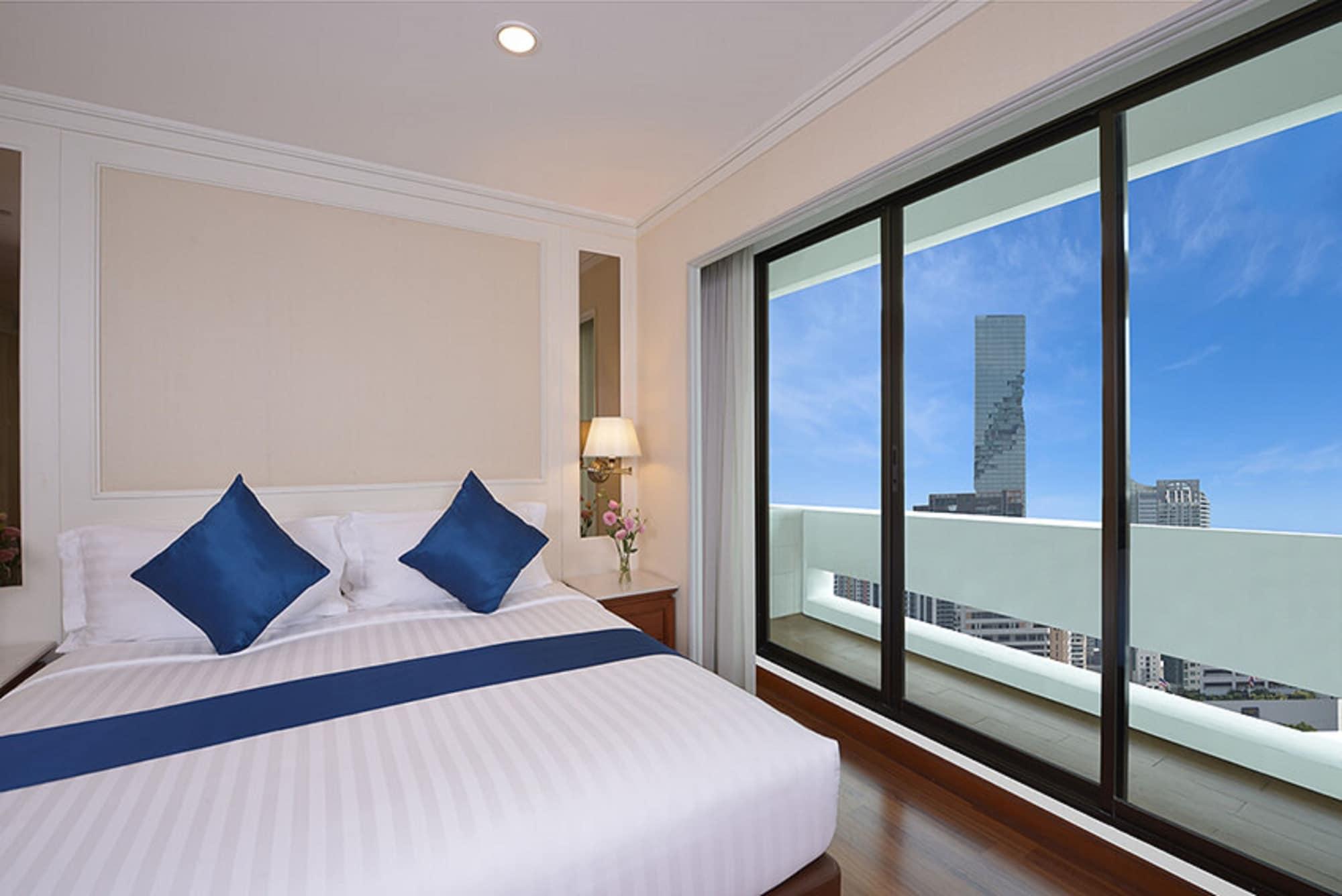 Centre Point Silom - Newly Renovated Bangkok
