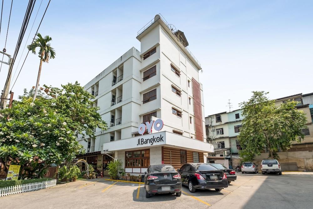 Jl 3* Bangkok