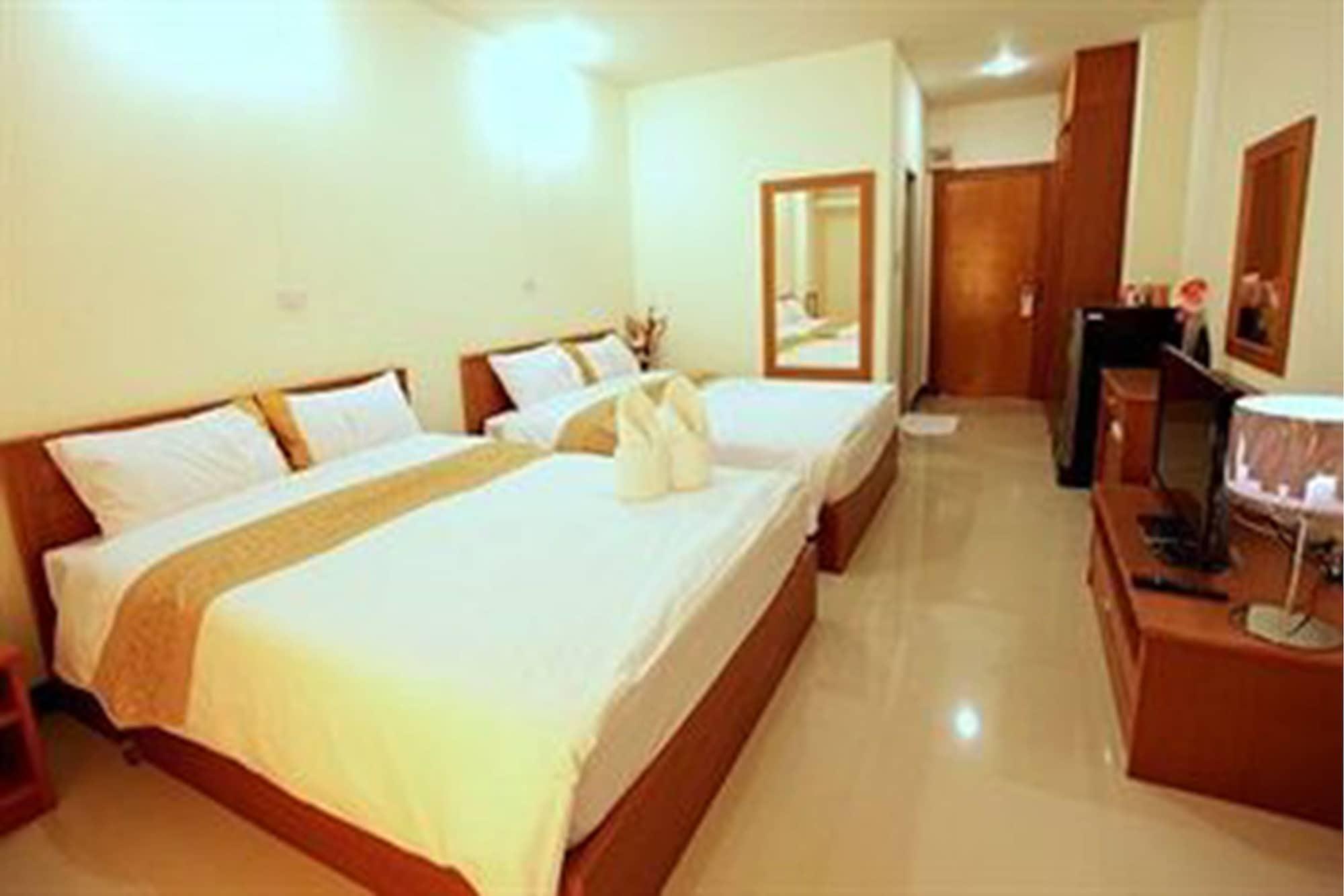 Rafael And Mansion - Sha Extra Certified nhà trọ Bangkok