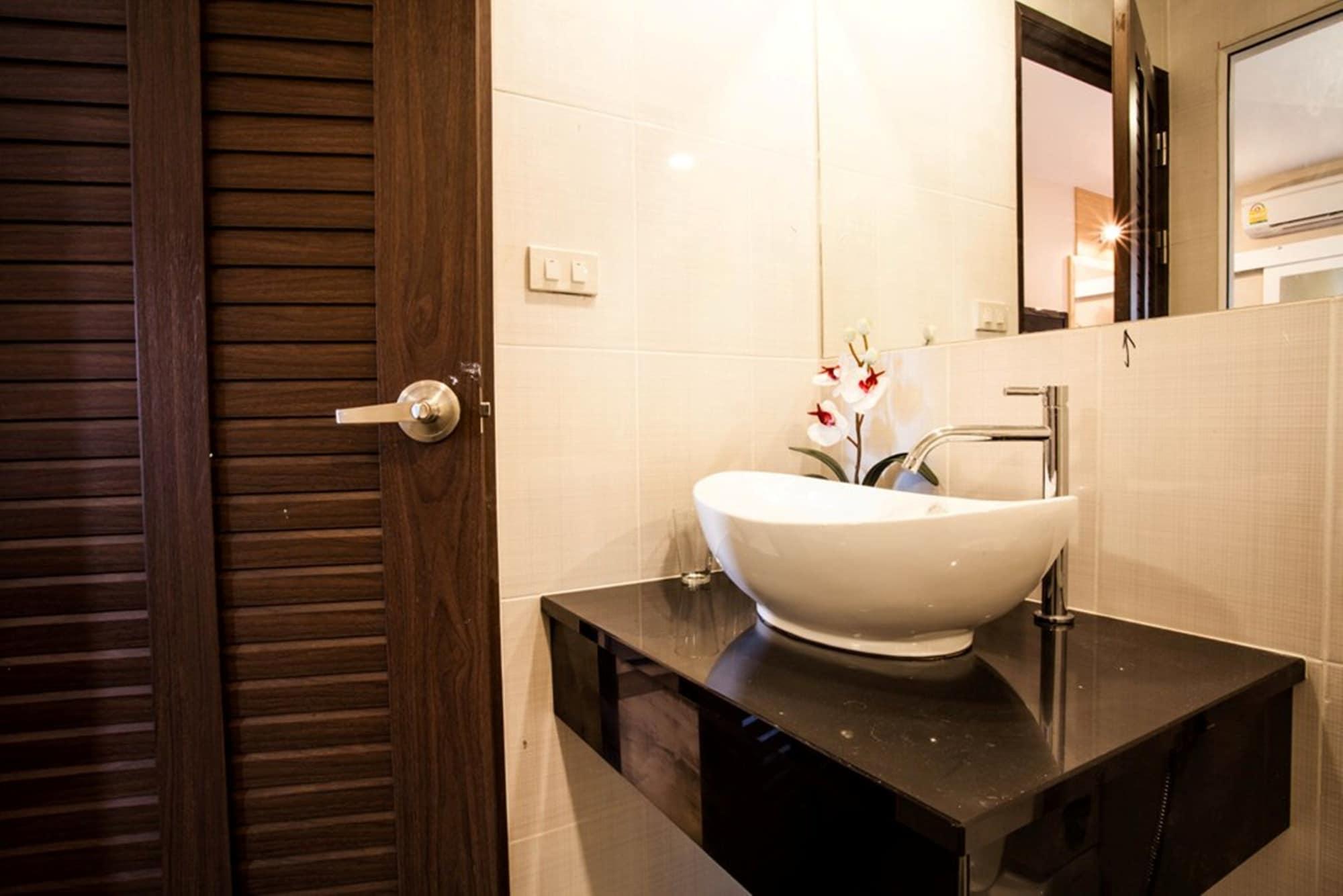 Hotell The Aim Sathorn 3*