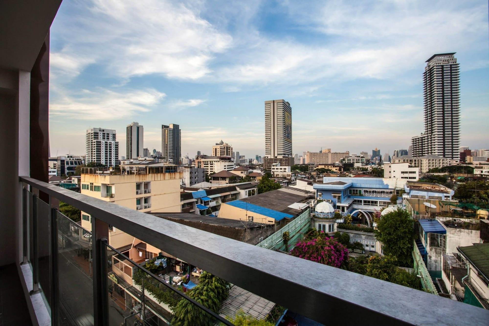 The Aim Sathorn Hotell