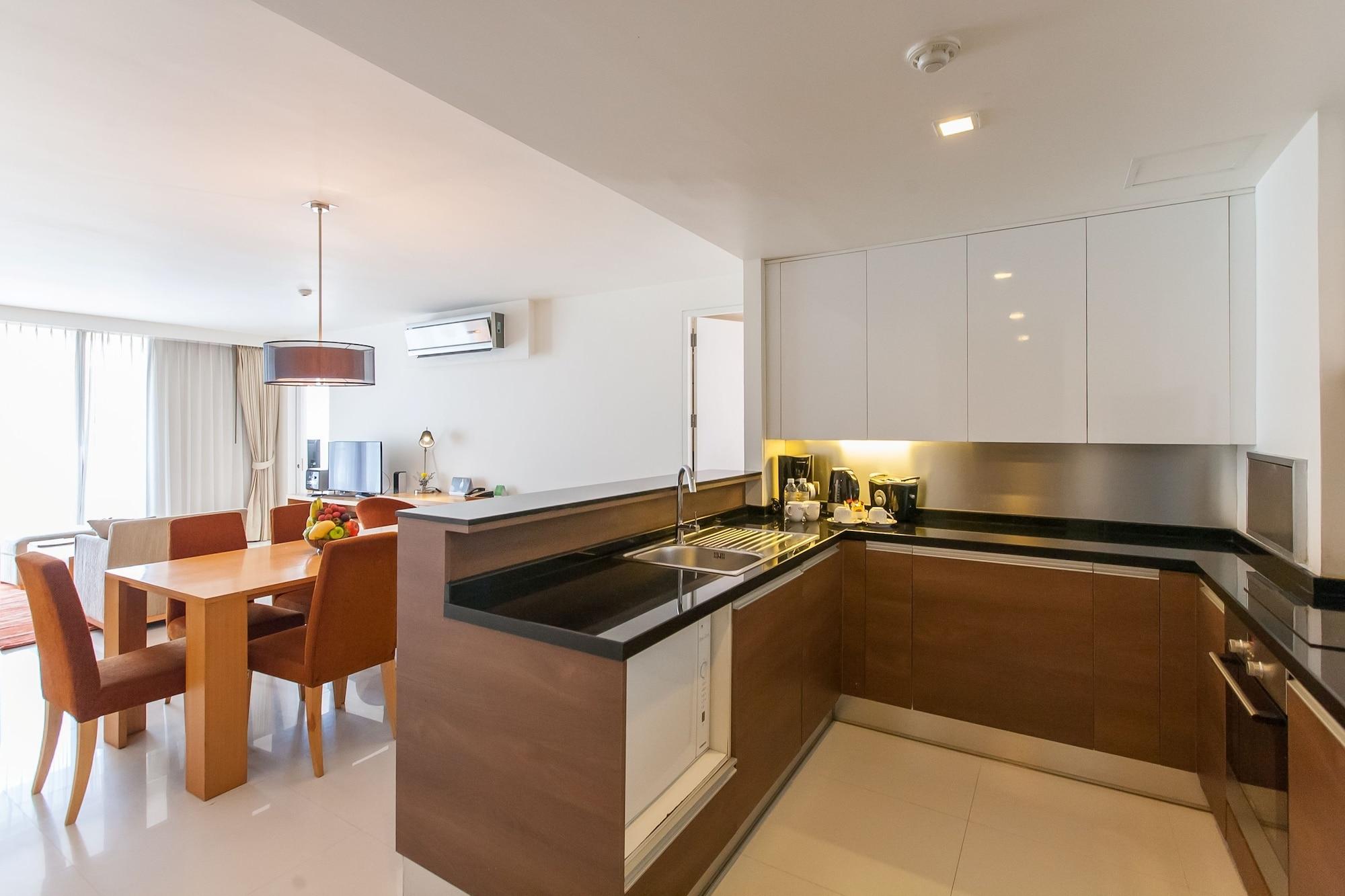 Hotel Oakwood Residencia Sukhumvit 24 4*