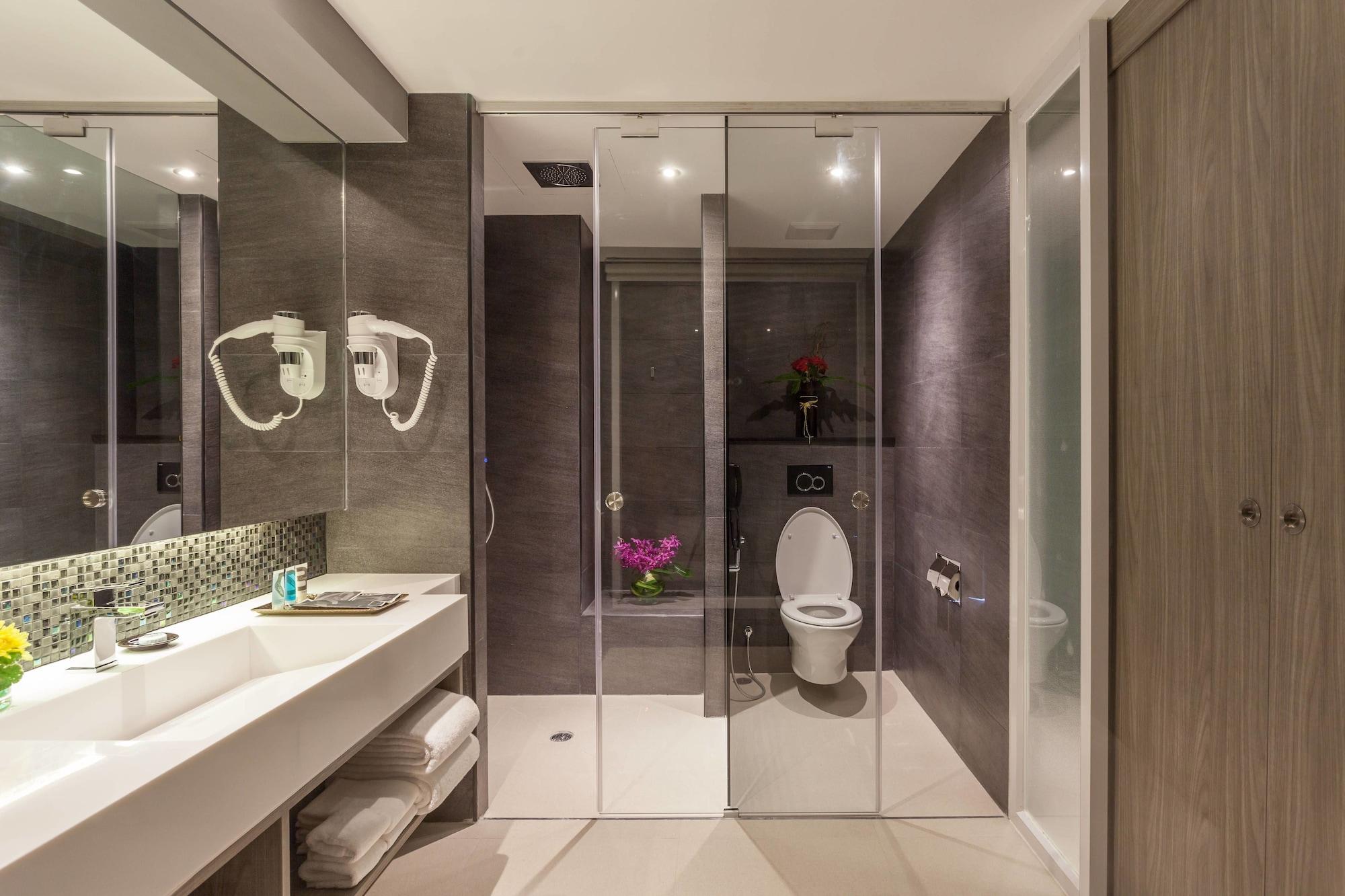 Grand 5 Hotel&plaza Sukhumvit - Sha Extra Certified