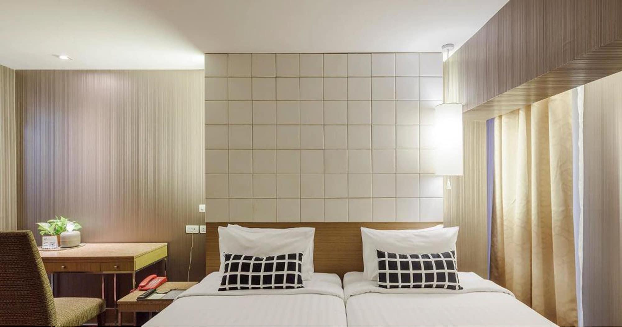 Hotel Tango Vibrant Living - Sha Extra Bangkok
