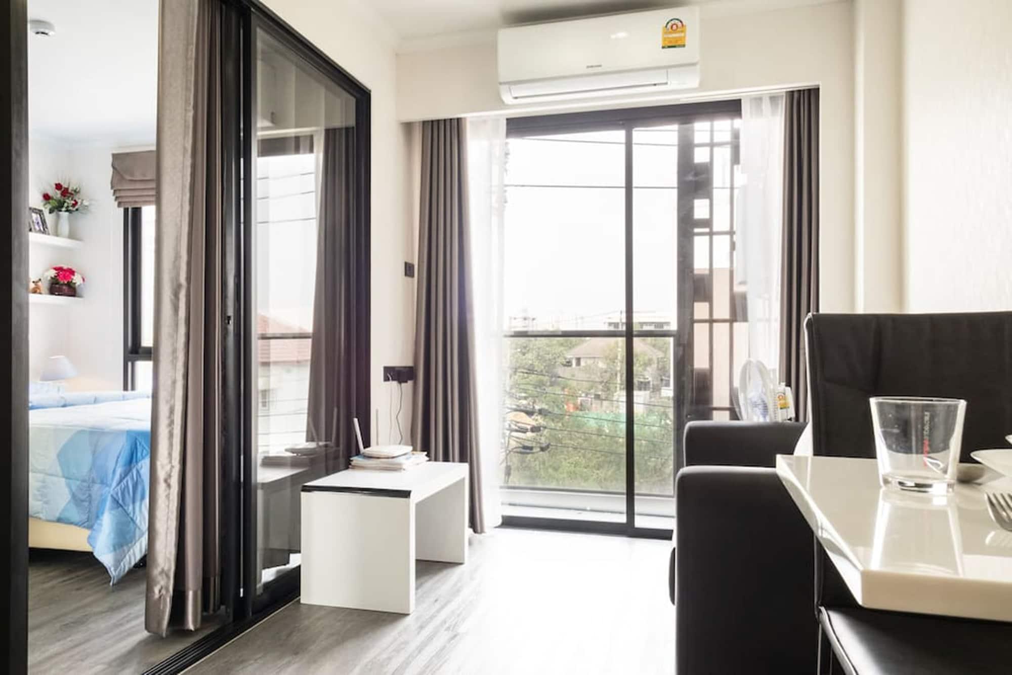 New York By Renvio Apartment