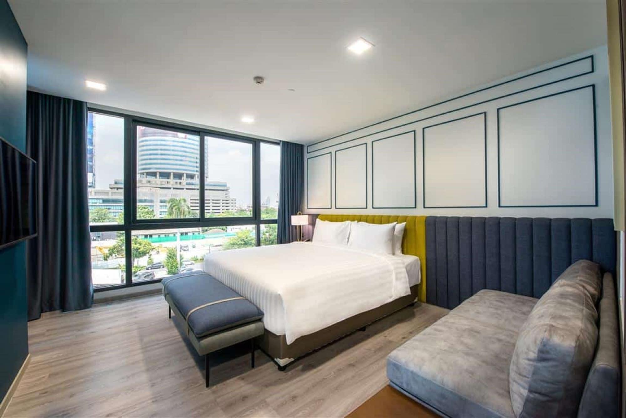 Khách sạn Maven Stylish Bangkok