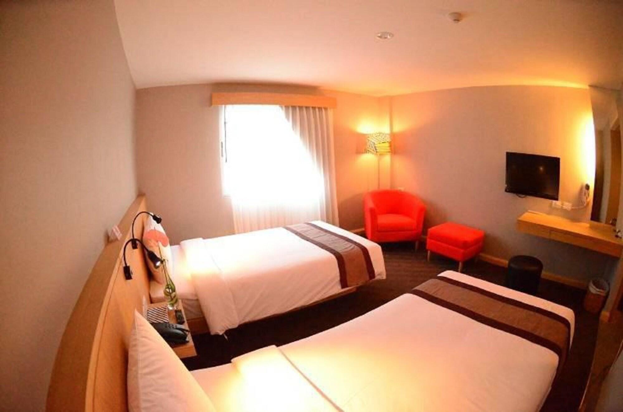 Hotel Vista Express 3*