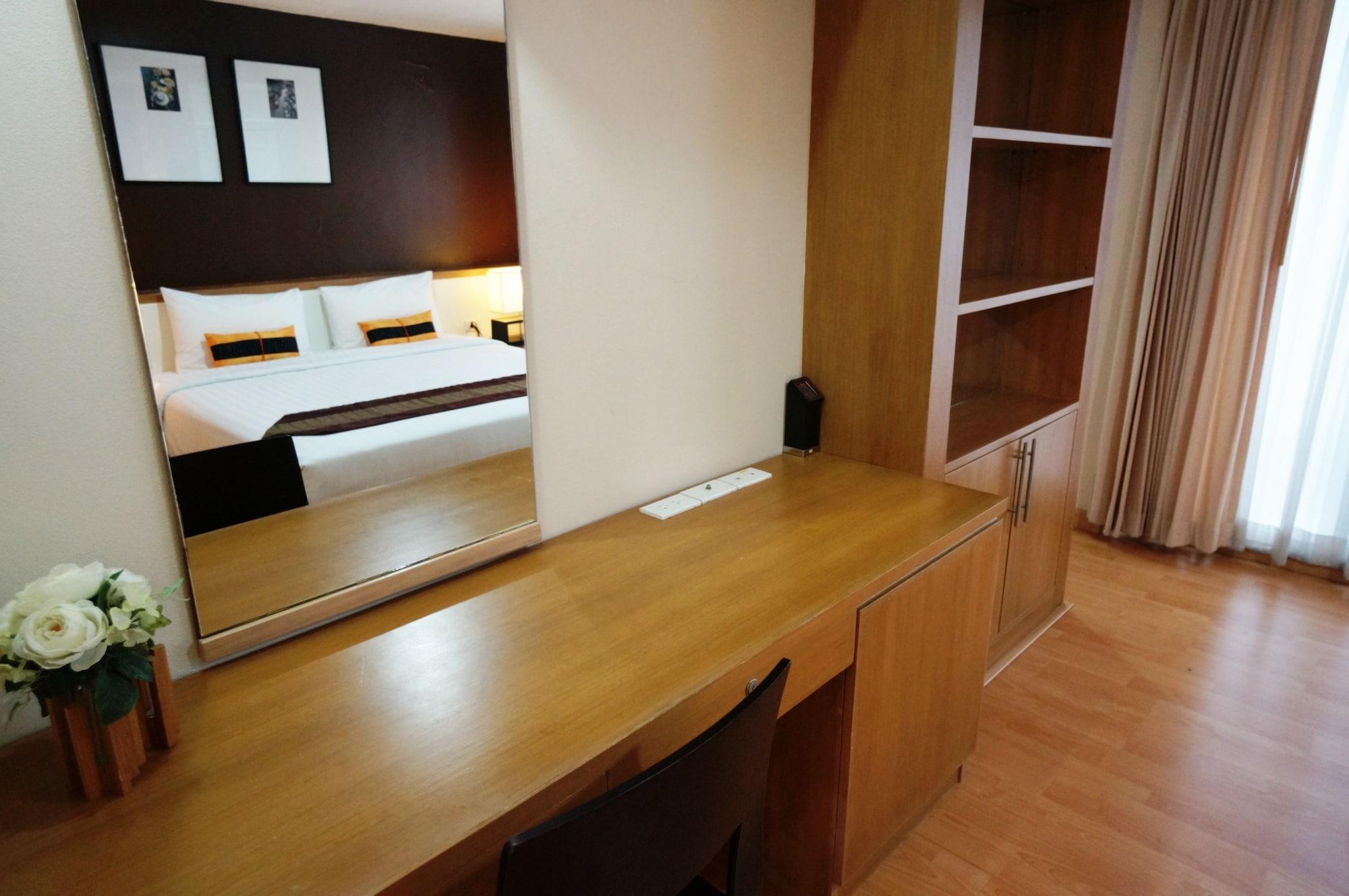 Silom Convent Garden 3* Bangkok