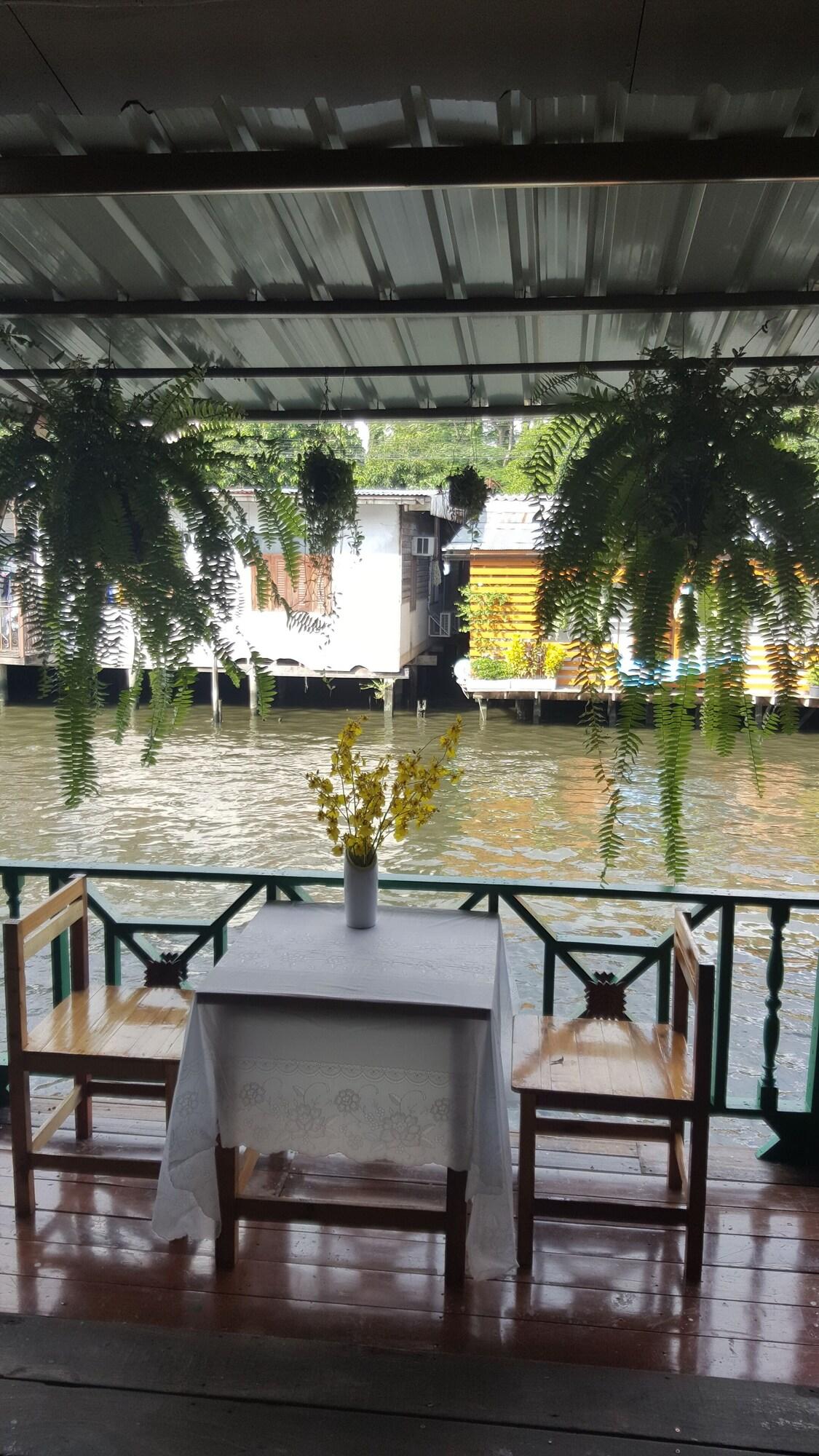 Bangluang House Hotel