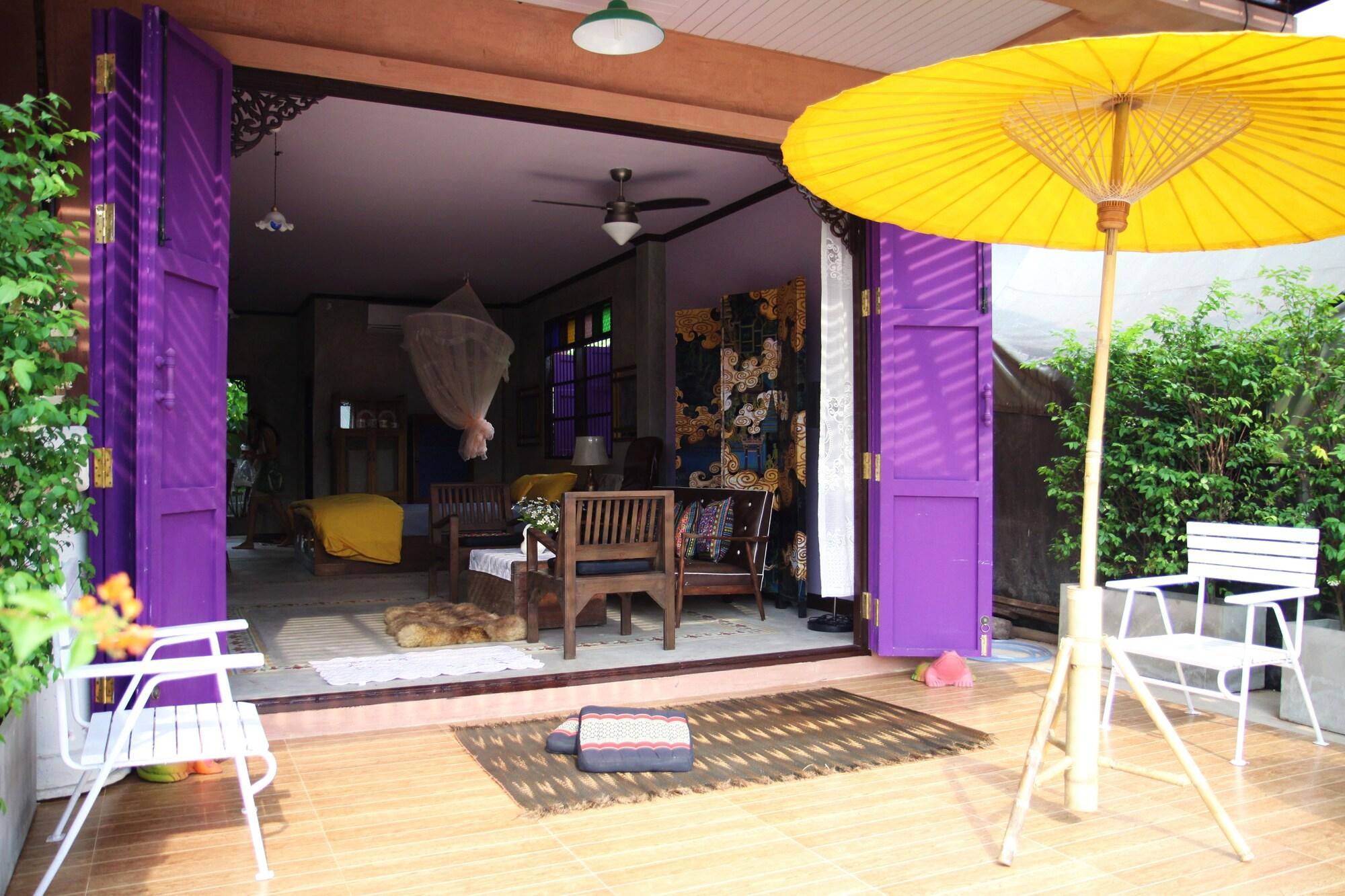 Bangluang House Hotel 2*