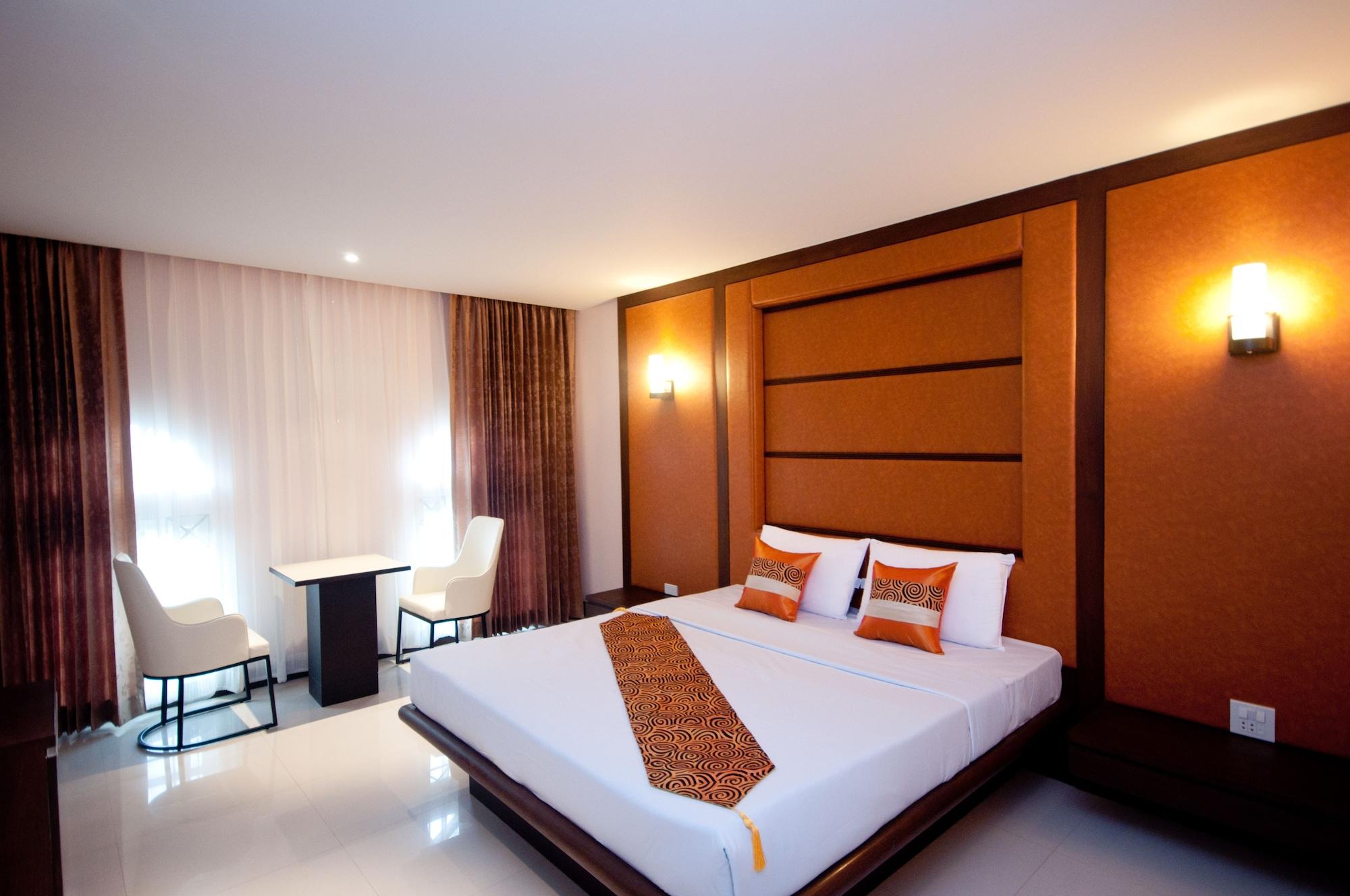 Siam Paradise Entertainment Complex Hotel Bangkok