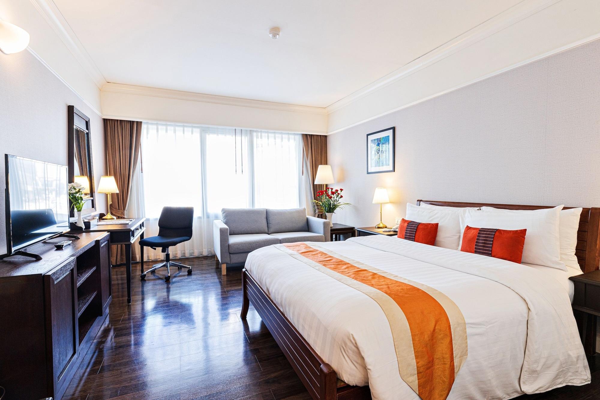 Le Siam Silom By Pcl Hotel