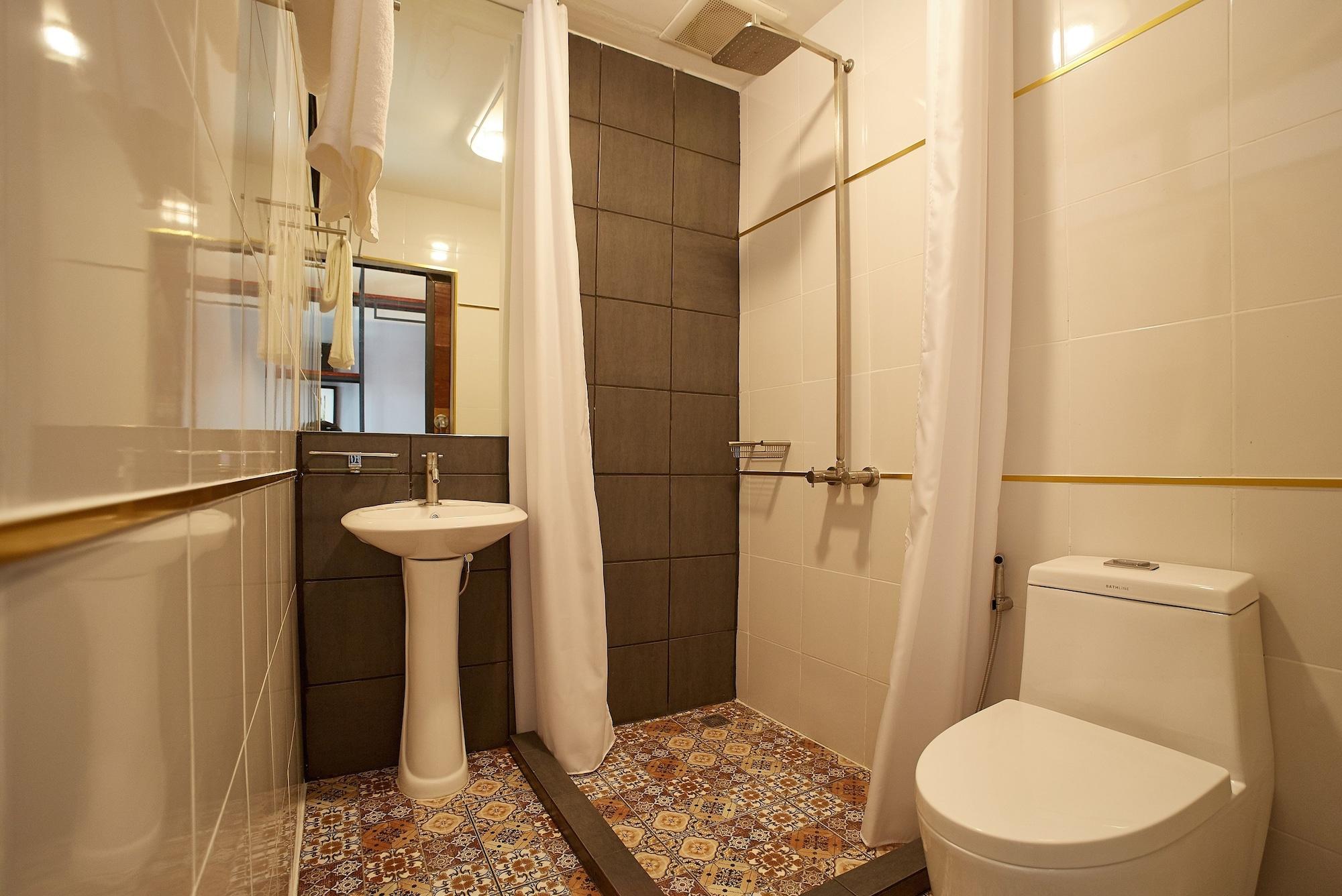 W22 By Burasari Hotel Bangkok