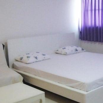 Impact Don Mueang Apartment *