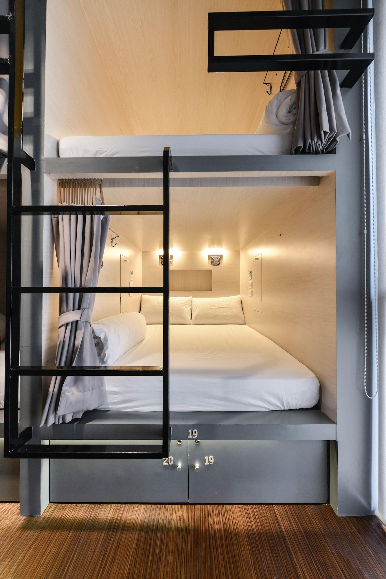 The Cube Silom Albergue Bangkok