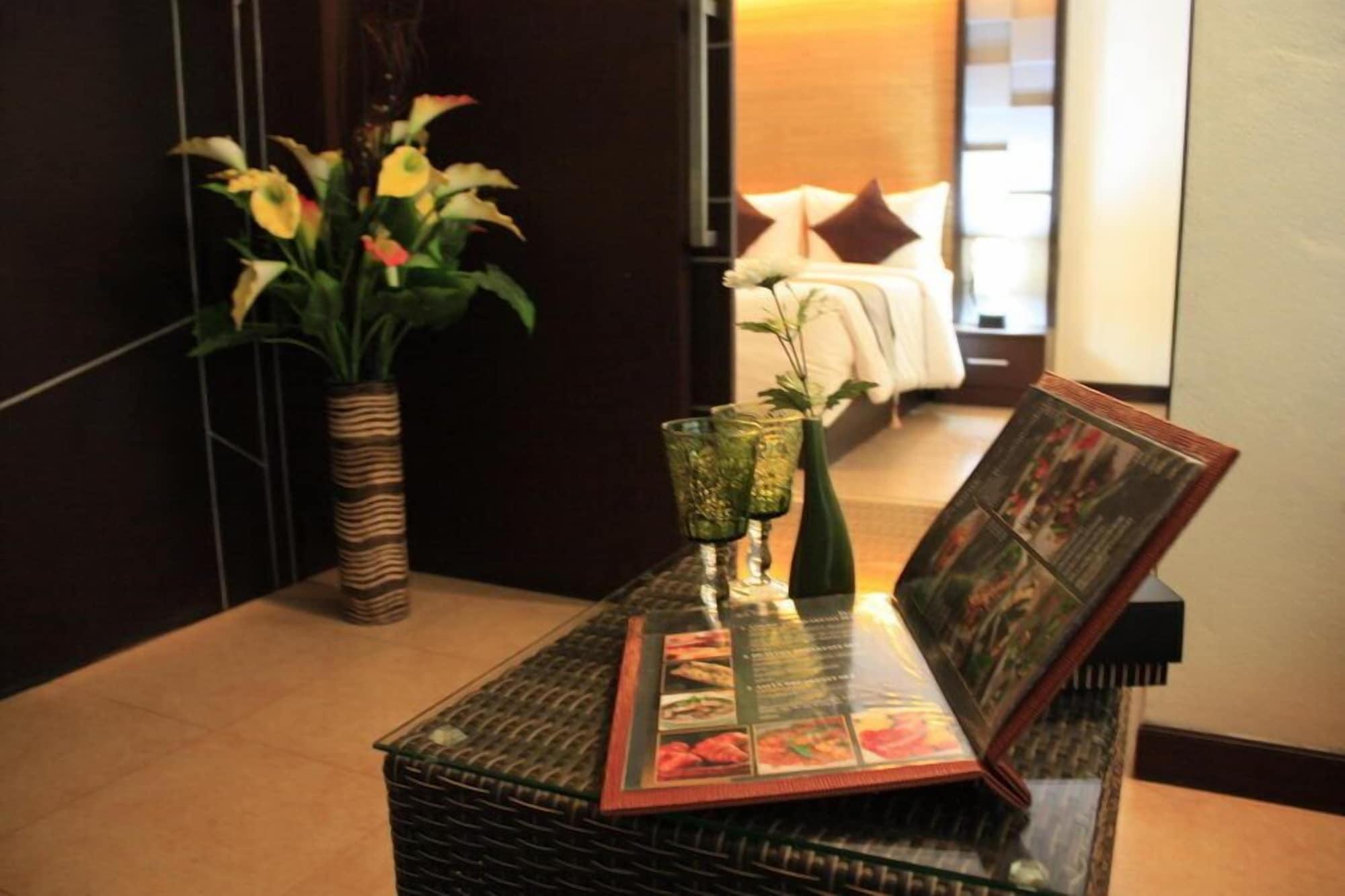 Sky Dome Resotel - โรงแรมสกายโดม รีโซเทล Bangkok