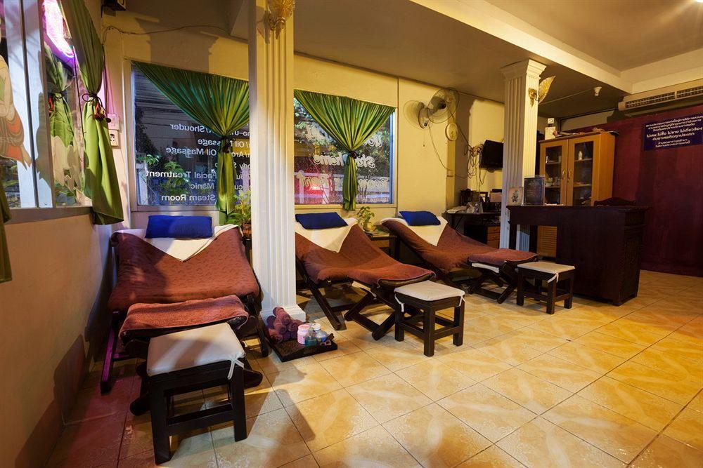 Hotel Grand Mandarin Latphrao 130 2*