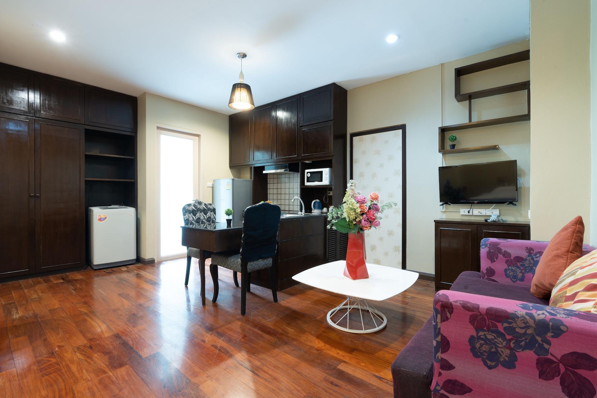 Greenview Ekkamai10